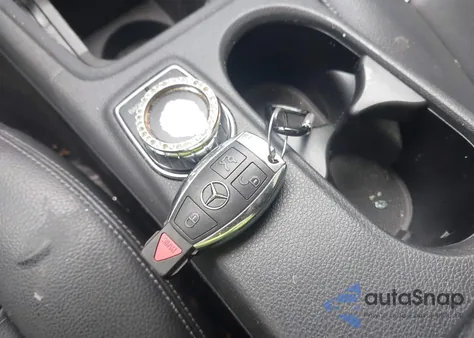 2015 Mercedes-Benz Gla 250 z USA, uszkodzony, nr VIN WDCTG4EB3FJ162017